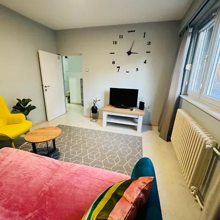 Apartment Comfort *